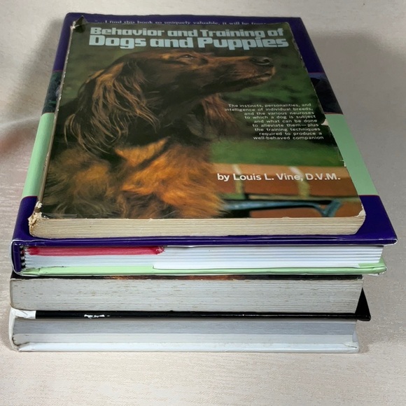 Bundle of 4 Dog Books - Picture 11 of 14